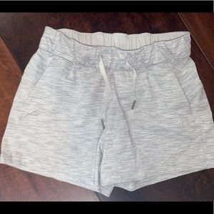 Lululemon on the fly shorts